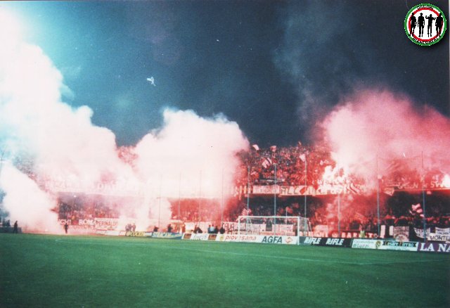 juventus-1990-05-16-fiorentina-juventus-finale-coppa-uefa-ad-avellino-2